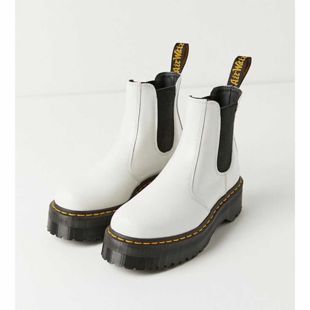 Dr. Martens 2976 Quad Chelsea Boot White 9